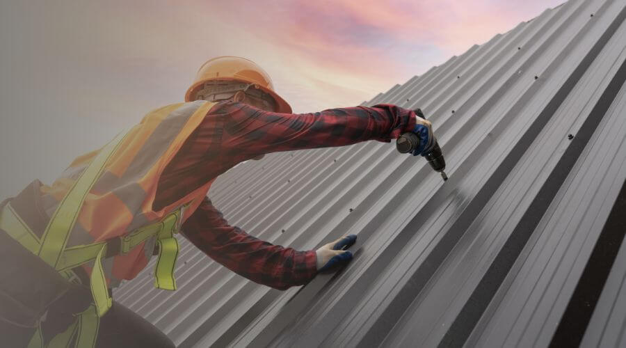 Expert new roof installation services in Beecher City, IL